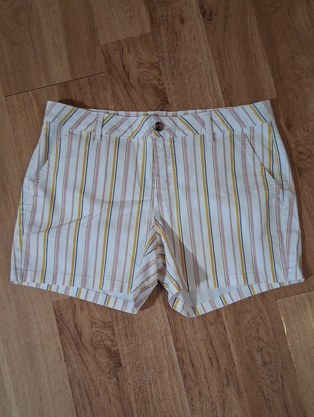 Women's Striped Casual Shorts in White with Yellow & Pink Stripes NWOT